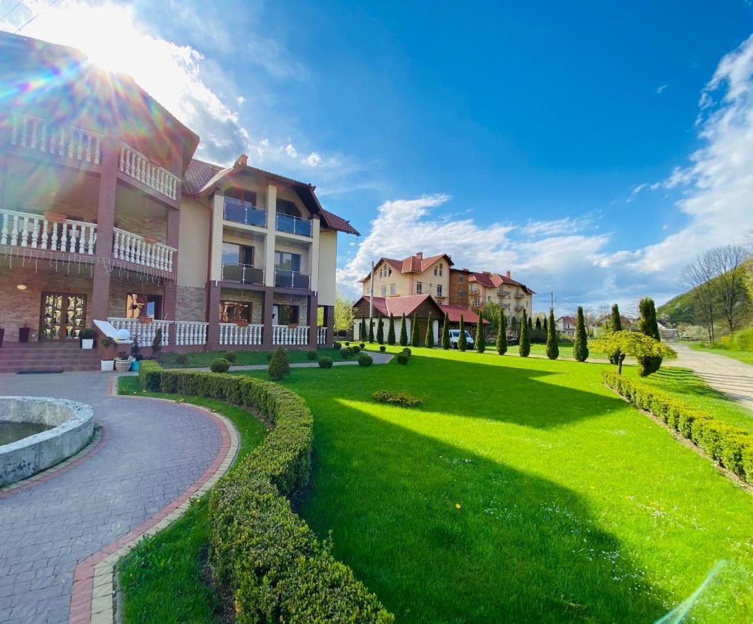 Приватна Садиба Європа Solochin Exterior photo